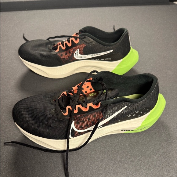 Nike Zoom Fly 5 'Black Ghost Green’ – Mens 12